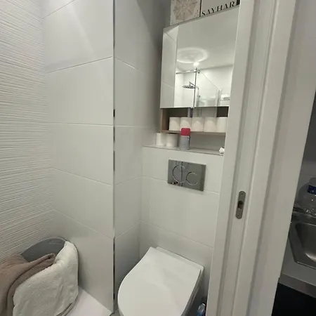 Appt T2 Piscine / Proche Apartment